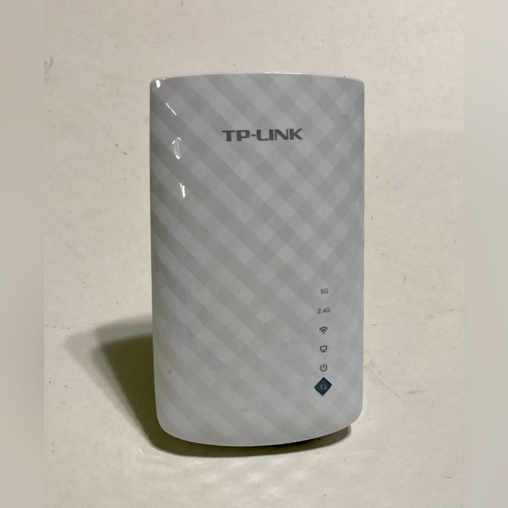 TP-LINK AC750  WIFI RANGE EXTENDER RE200